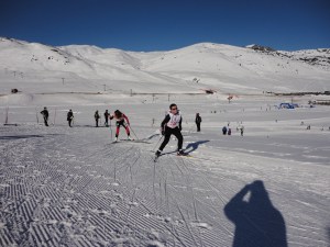 Tras el calentón de la subida, Lander afrontando ya la bajada