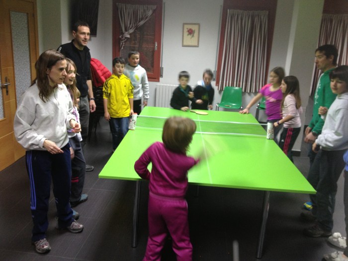 Tenis de mesa multitudinario